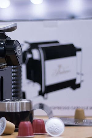 Kaffeemaschinen & Kaffeemühlen für Büro Haushalt und Gastronomie